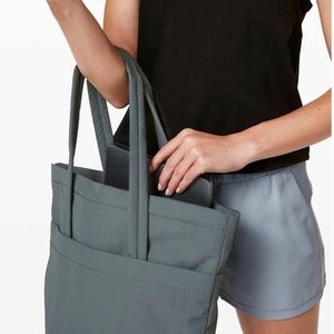 on my level tote 12l